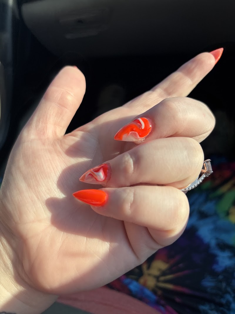 Paradise nails & spa, nail salon in Salisbury, NC, photo 4 of 9